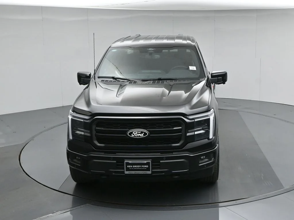 New 2026 Agate Black Metallic Ford Lariat image 39