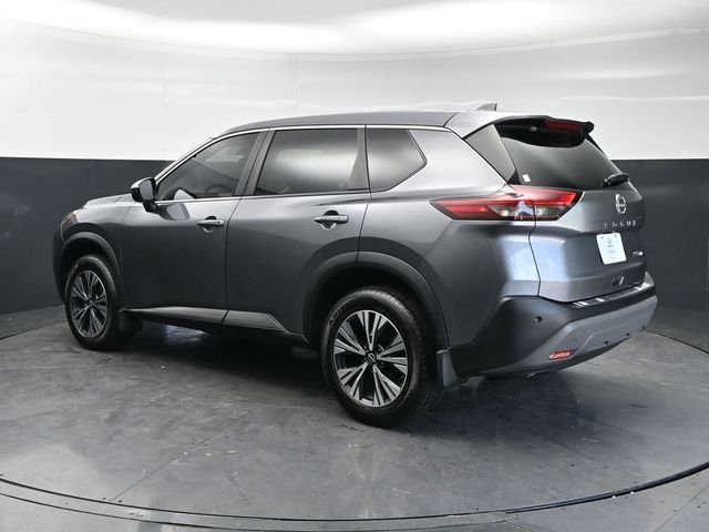 Used 2023 Gun Metallic Nissan SV image 7