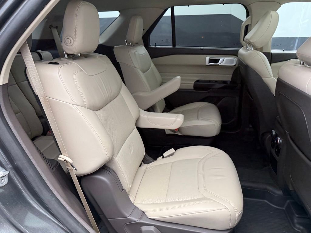 Used 2020 Gray Ford Platinum image 74