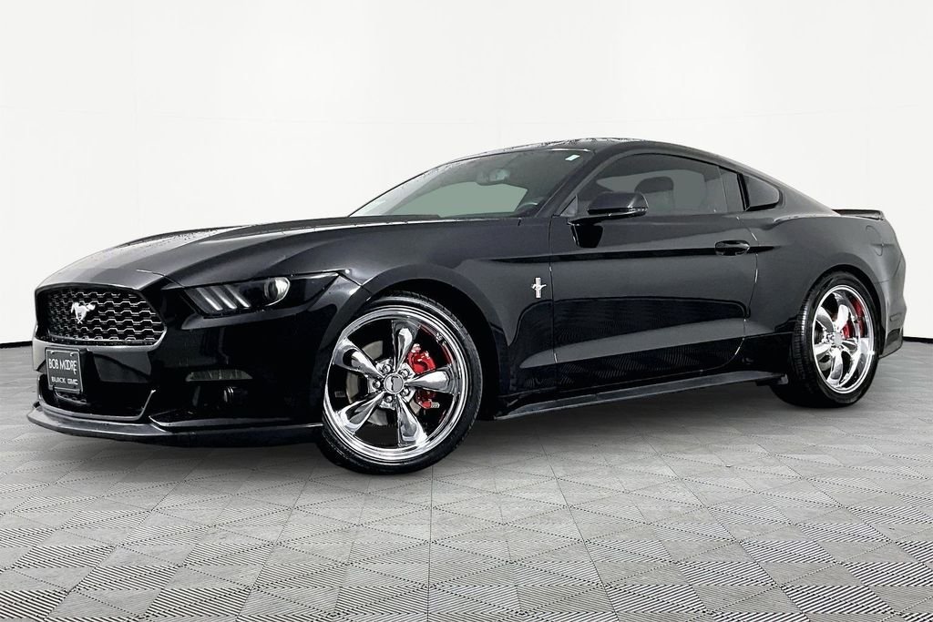 2017 Ford Mustang EcoBoost Coupe Premium's photo