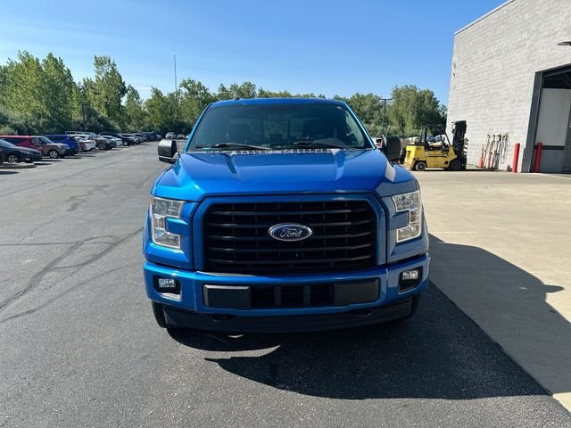 Used 2016 Blue Ford XLT image 3