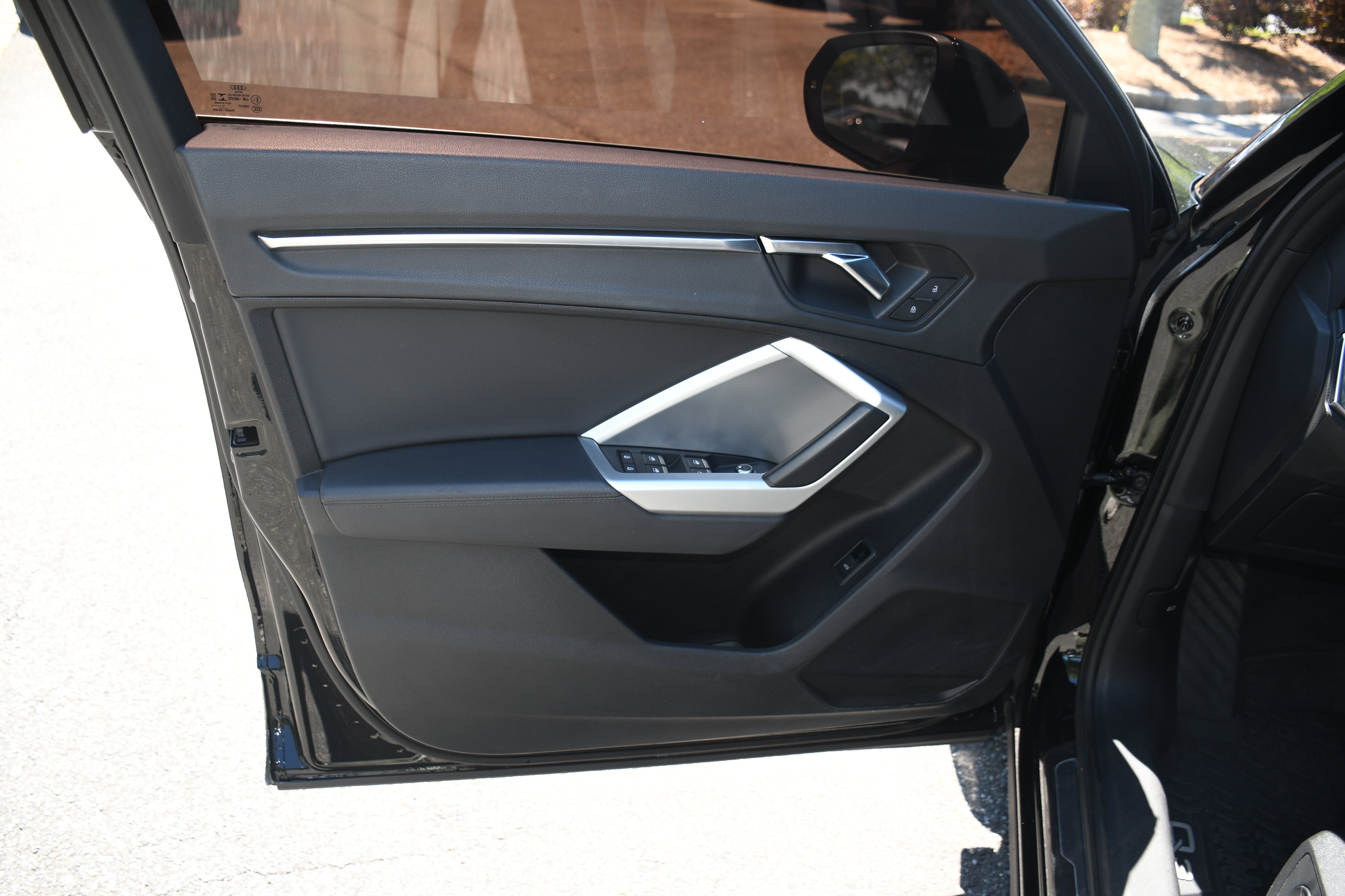 Used 2020  Audi  image 9
