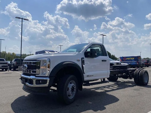 New 2025 White Ford XL image 8