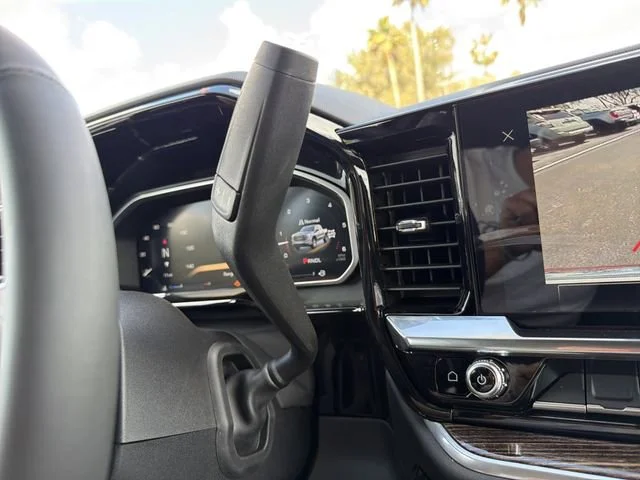 New 2026 Summit White GMC SLE image 27