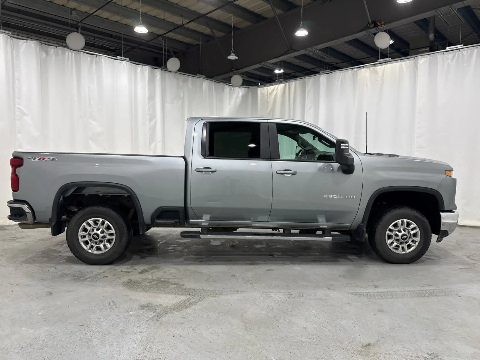 Used 2026 Sterling Gray Metallic Chevrolet LT image 6