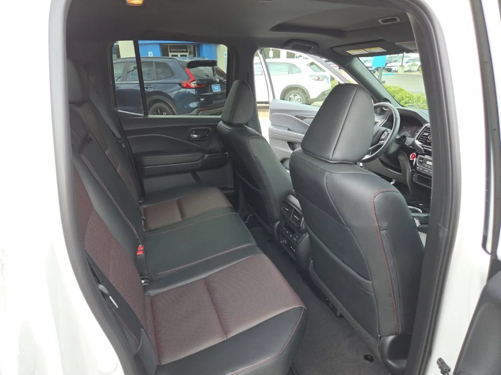 Used 2024 Platinum White Pearl Honda AWD BLACK EDITION image 13