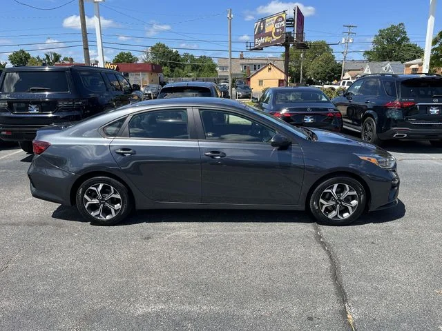 Used 2019 Gray Kia LXS image 11