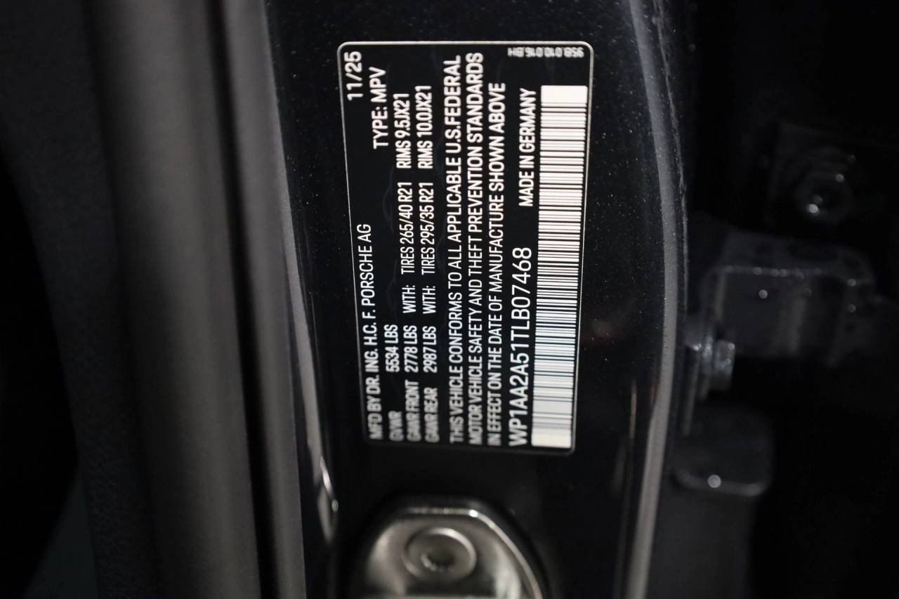 Used 2026 Volcano Grey Metallic Porsche  image 43
