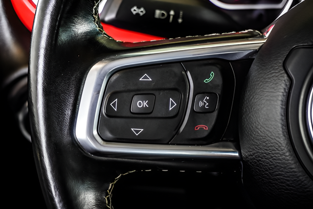 Used 2022 Black Jeep Overland image 30