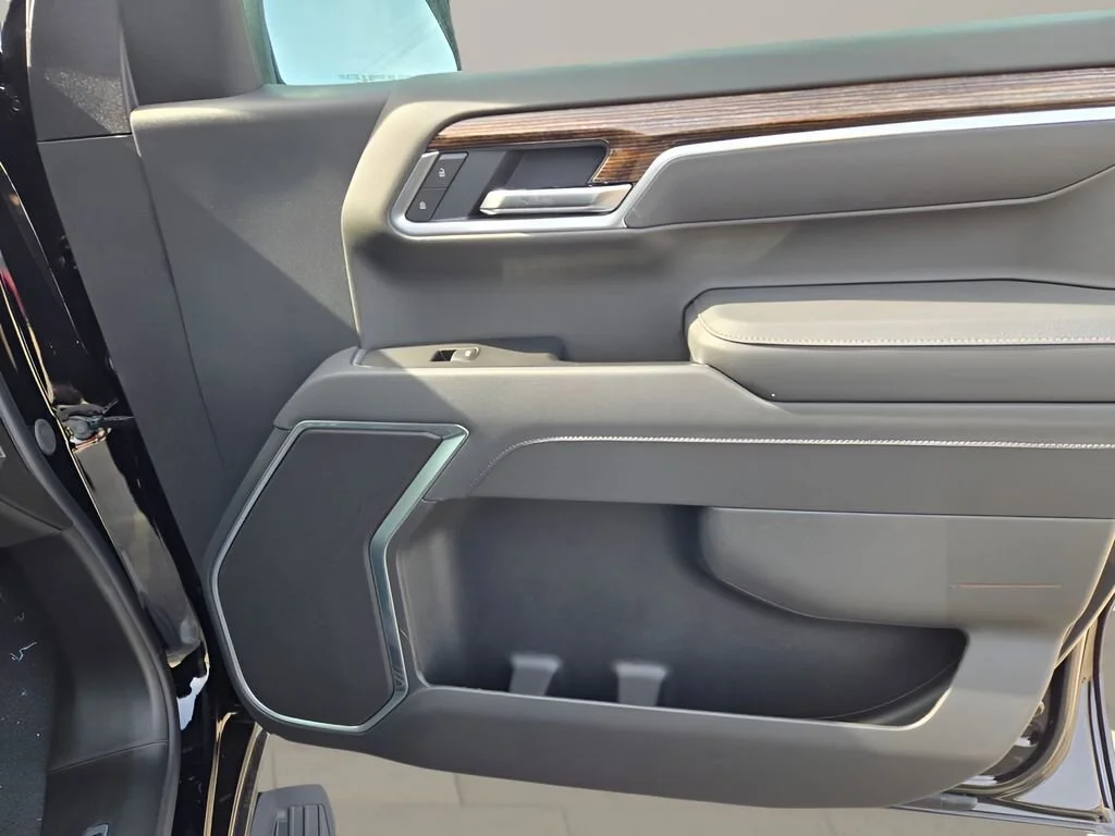 2026 GMC Sierra 1500 SLE - Photo 9