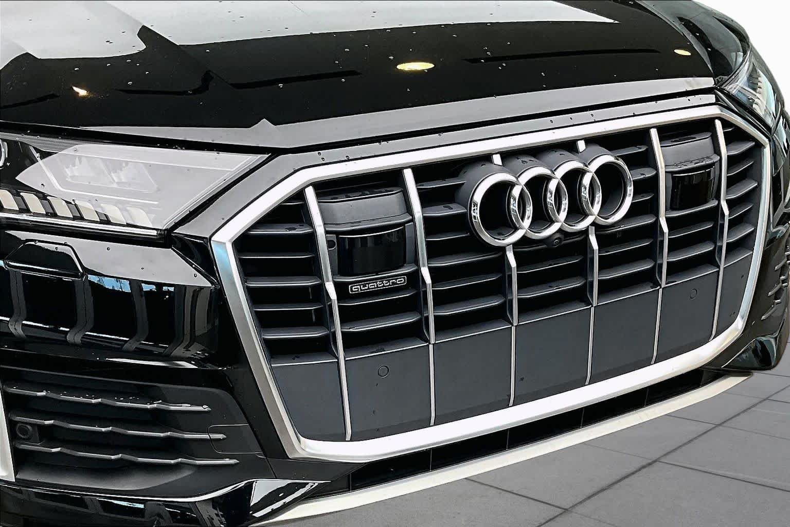 Used 2023 Mythos Black Metallic Audi Premium Plus image 32