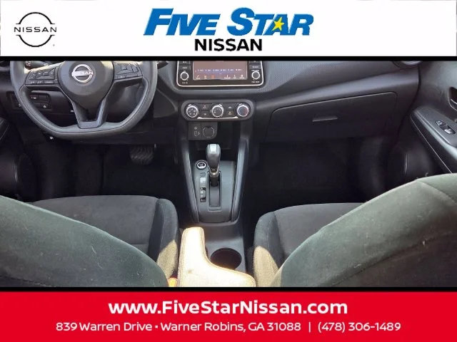 Used 2024 Blue Nissan S image 8