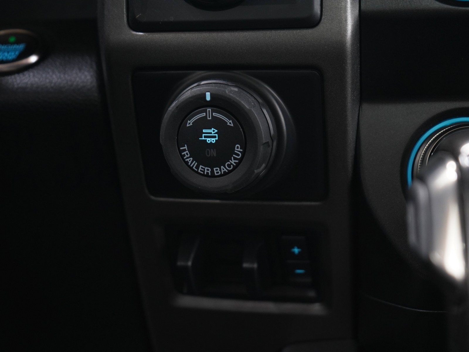 Used 2019 Magnetic Ford Raptor image 20