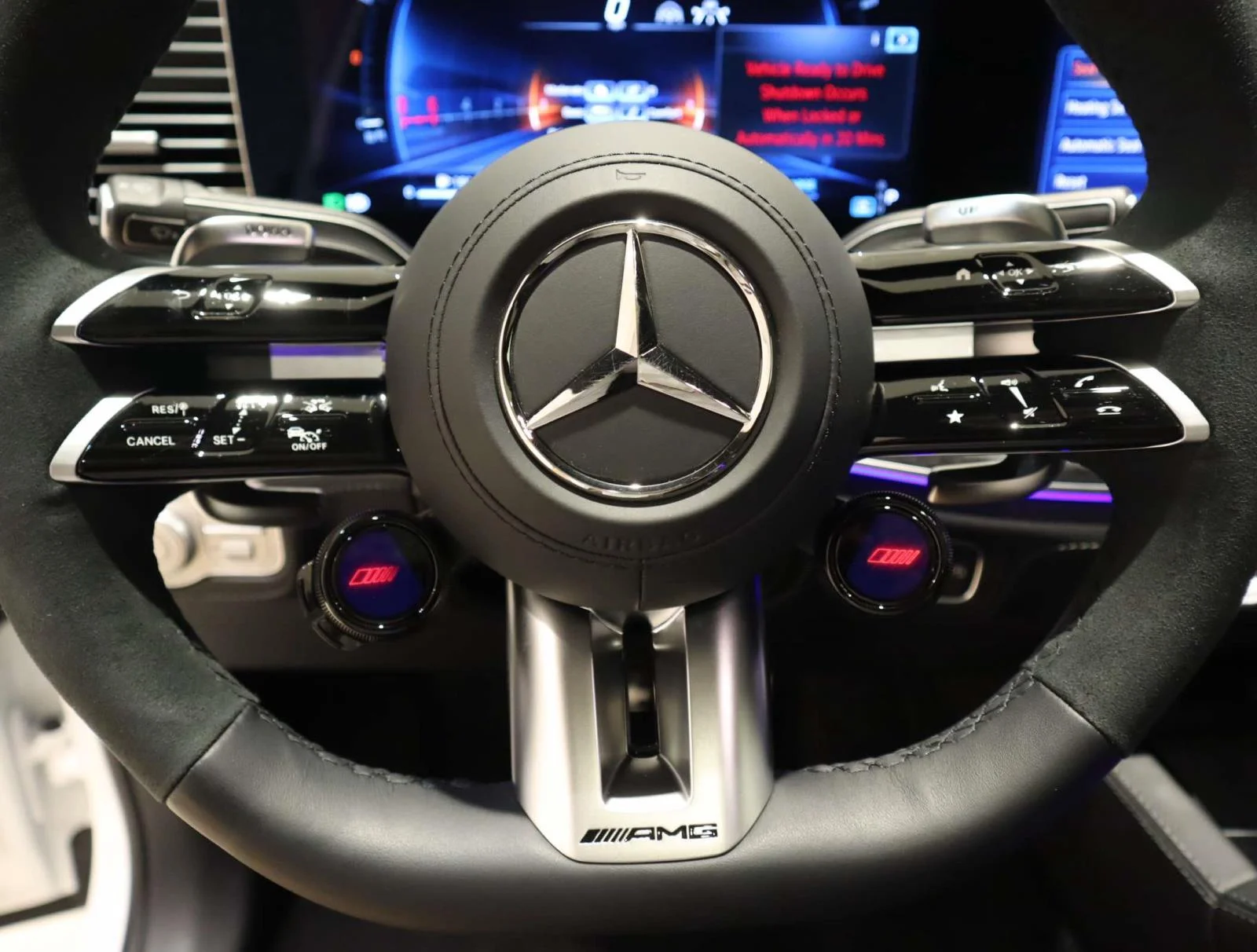 Used 2025 Polar White Mercedes-Benz AMG® GLE 53 4MATIC+ Coupe image 29