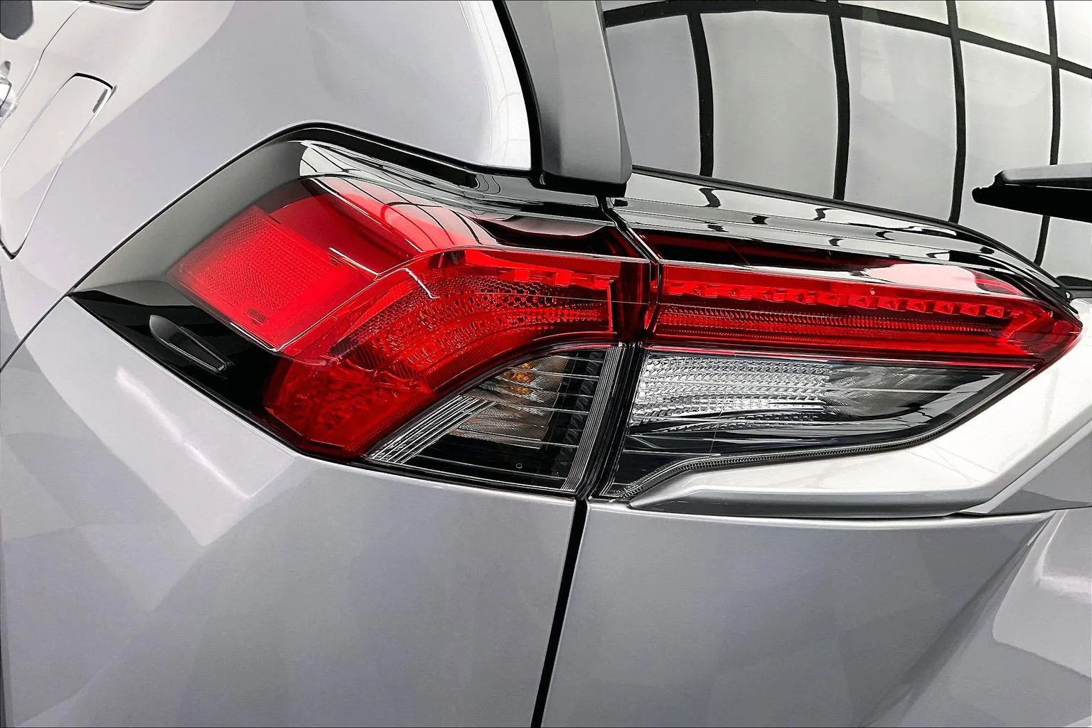 Used 2022 Silver Sky Metallic Toyota LE image 28