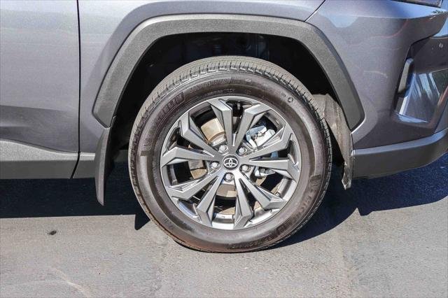 Certified Used 2024 MAGNETIC GRAY MET. Toyota  image 11