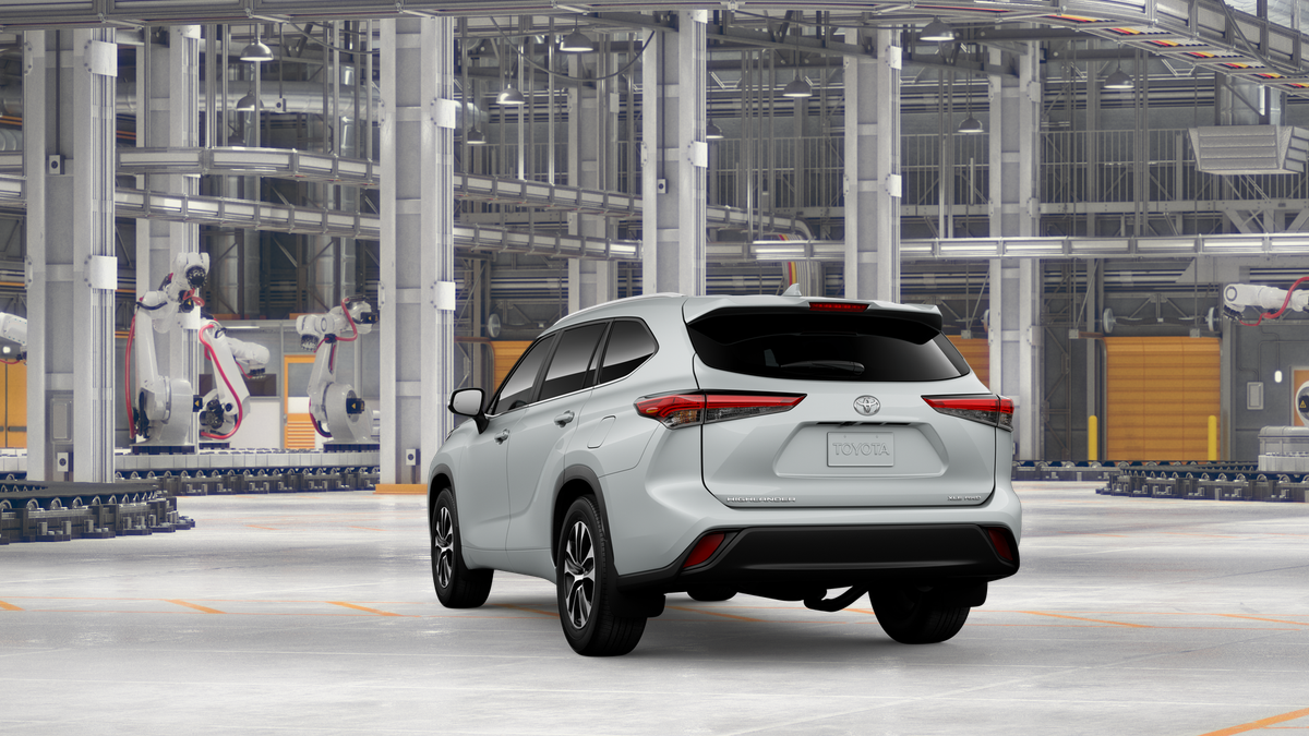 New 2026 Wind Chill Pearl Toyota XLE image 7