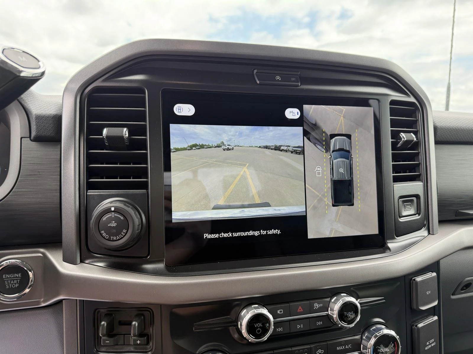 New 2026 Agate Black Ford XLT image 19