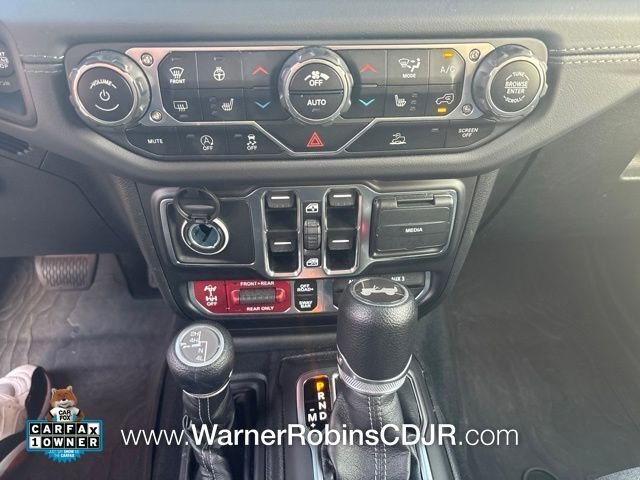 Used 2024 Gray Jeep Rubicon image 10