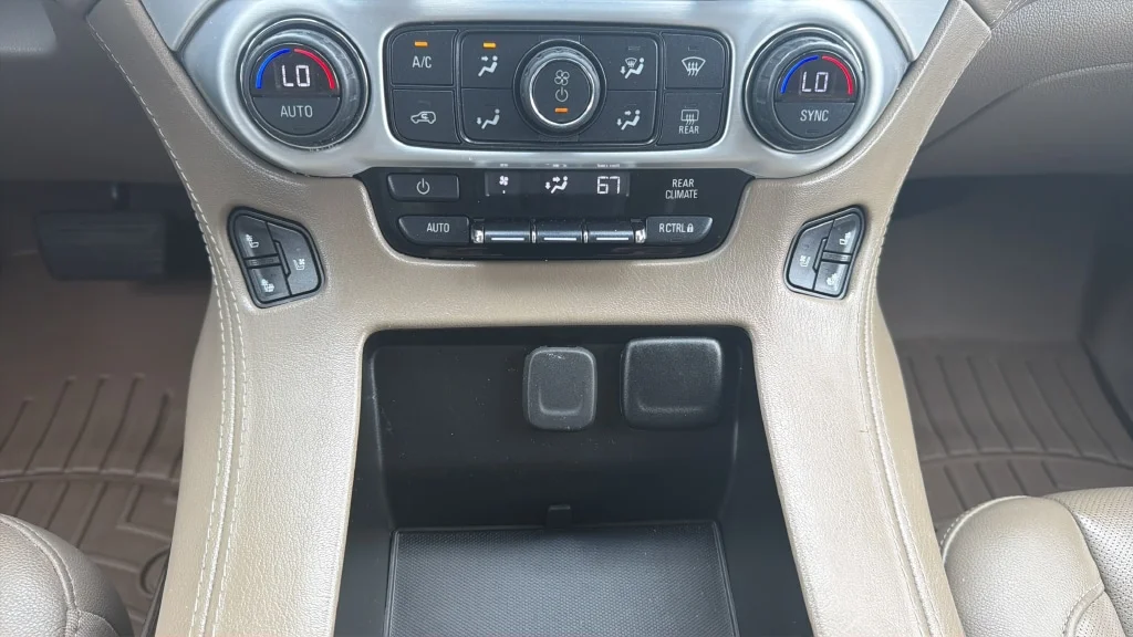 Used 2019 Summit White GMC SLT image 23