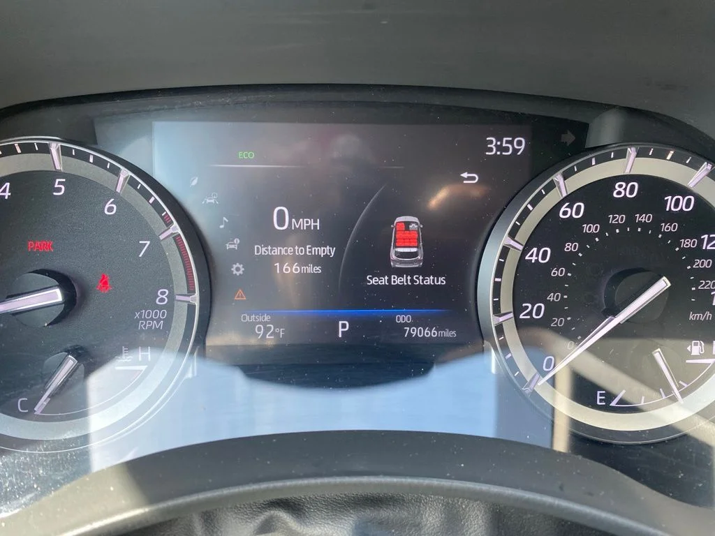 2021 Toyota Highlander XLE - Photo 13