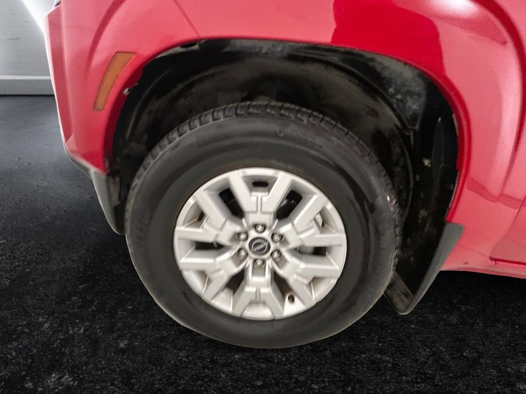 Used 2022 Red Nissan SV image 27