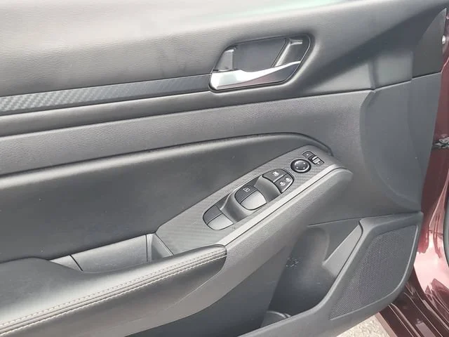 Used 2024 Red Nissan 2.5 SV image 20
