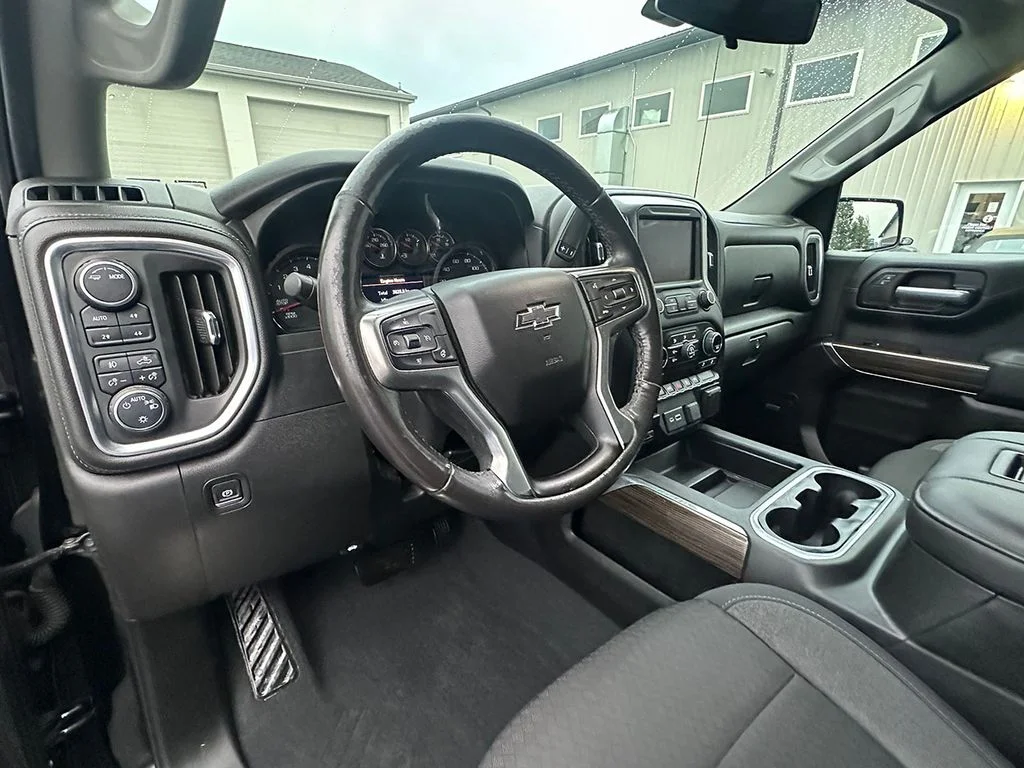 Used 2020 Black Chevrolet LT Trail Boss image 23