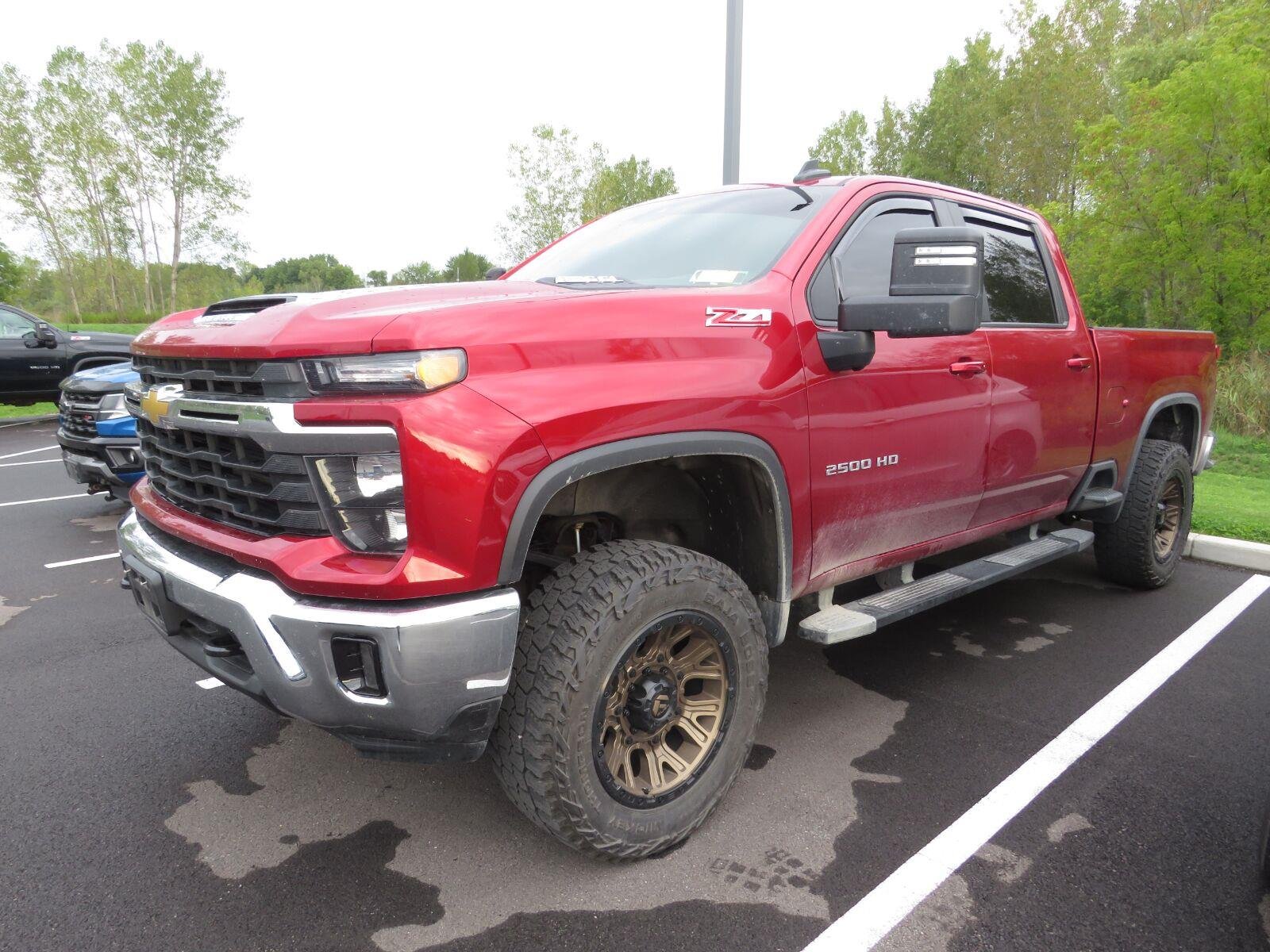 Used 2024 Radiant Red Tintcoat Chevrolet LT image 8