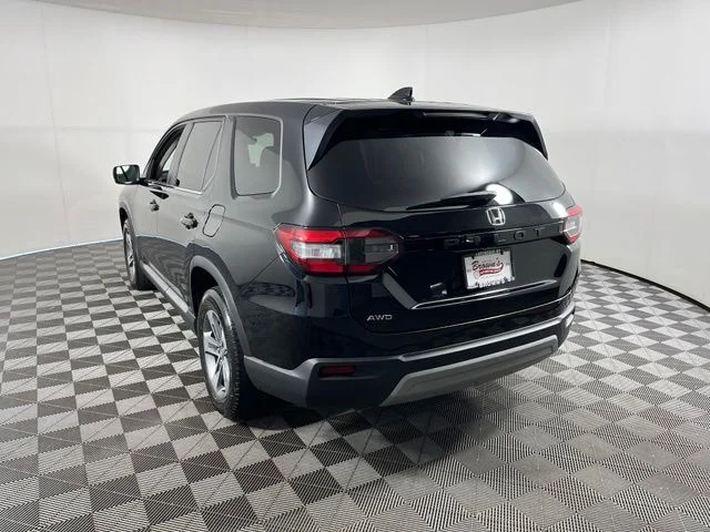Used 2023  Honda EX-L image 5