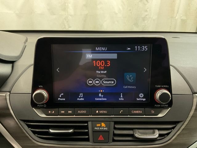 Used 2025 Gray Nissan 2.5 SV image 18