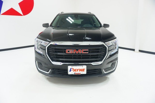 Used 2023 BLACK GMC SLE image 2