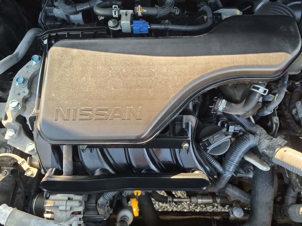 Used 2019 Black Nissan S image 15