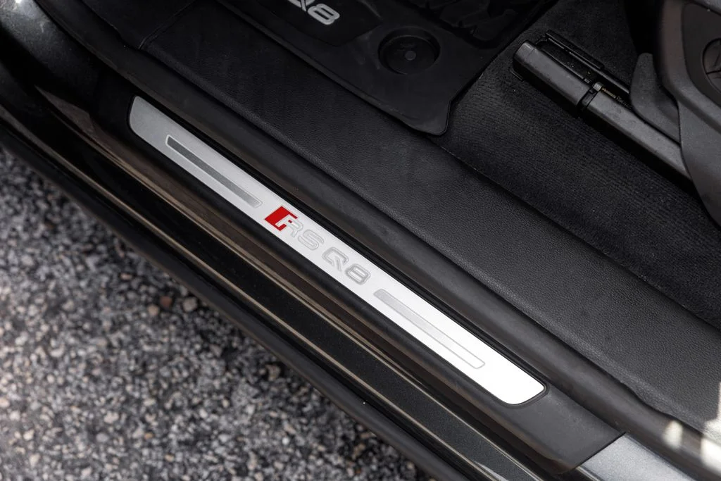 Used 2023  Audi 4.0T image 29