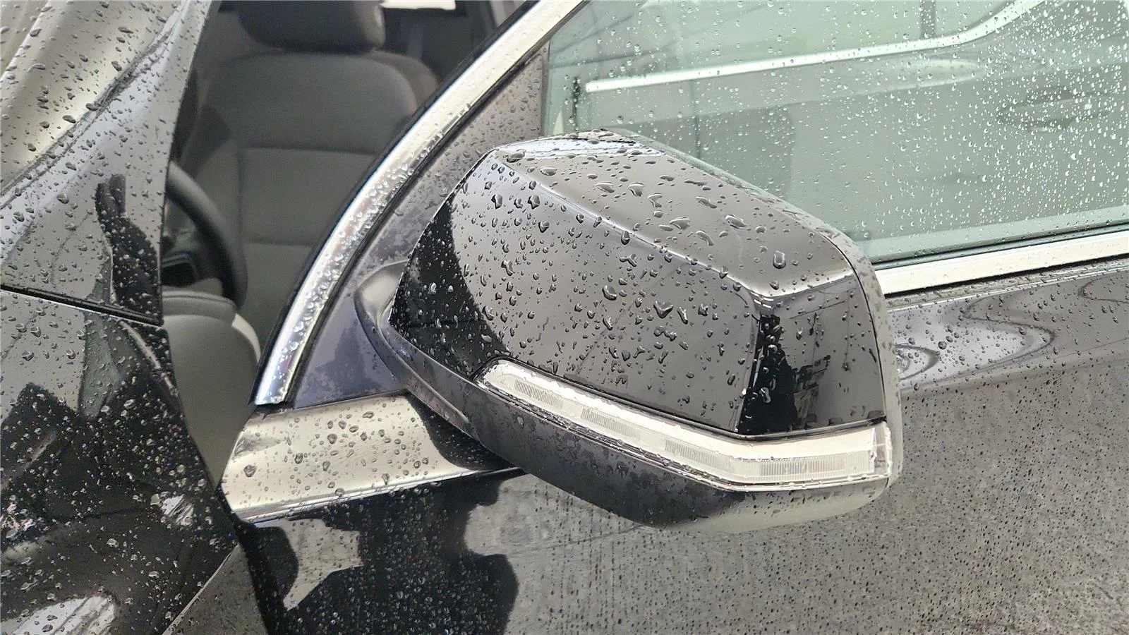 Used 2023 Mosaic Black Metallic Chevrolet LT Cloth image 18