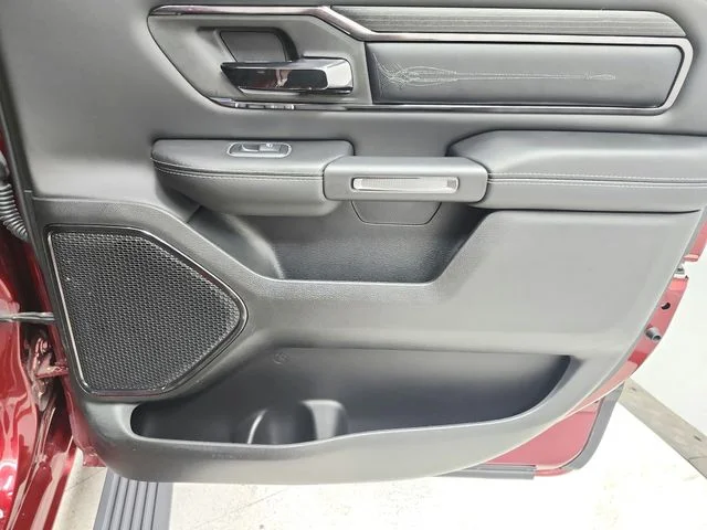 Used 2022  Ram Limited image 46