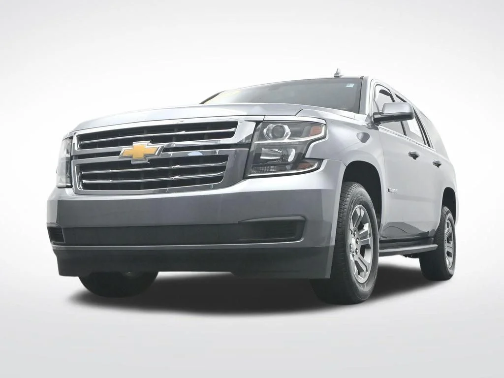 Used 2019 Gray Chevrolet LS image 33