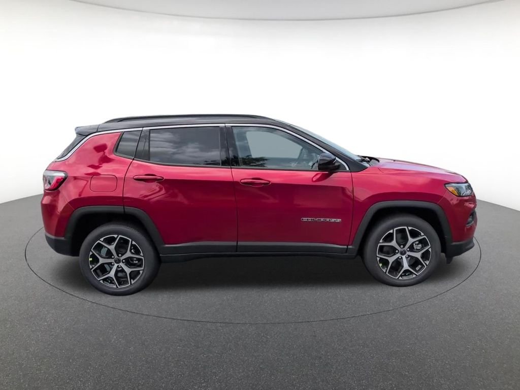New 2026 Red Hot Pearl-Coat Exterior Paint Jeep Limited image 4