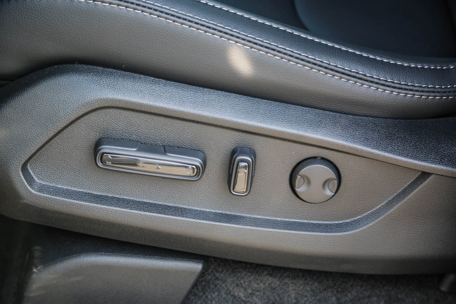 2025 Honda Pilot EX-L - Photo 24