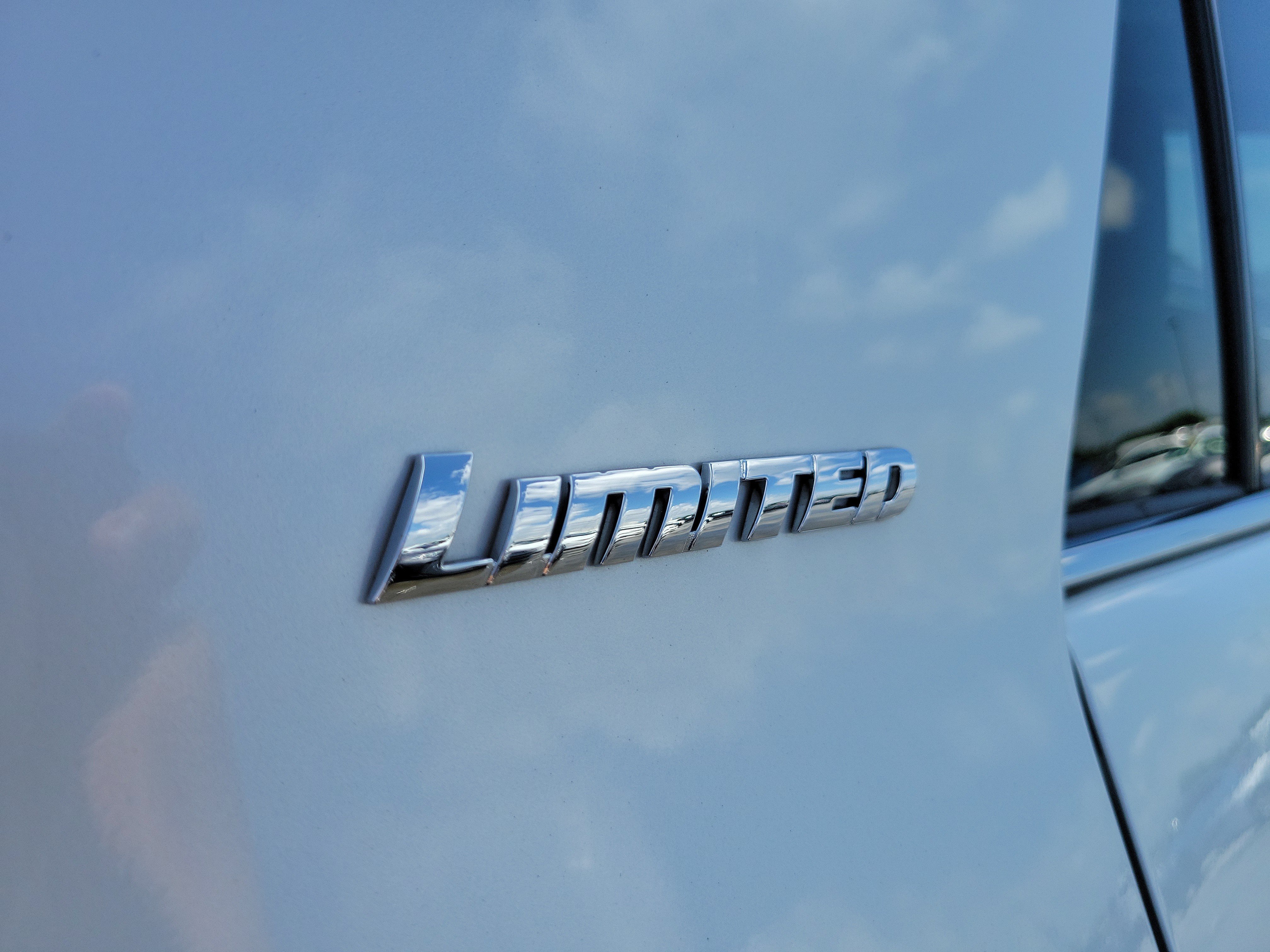 Used 2024 Pearl Toyota Limited image 8