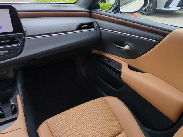 Certified Used 2023 EMINENT WHITE PEARL Lexus 350 image 16