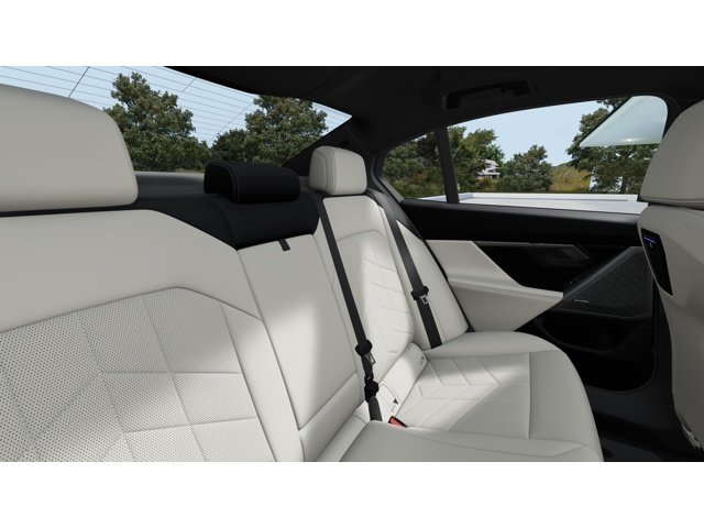 New 2027 Mineral White Metallic BMW 550e image 12