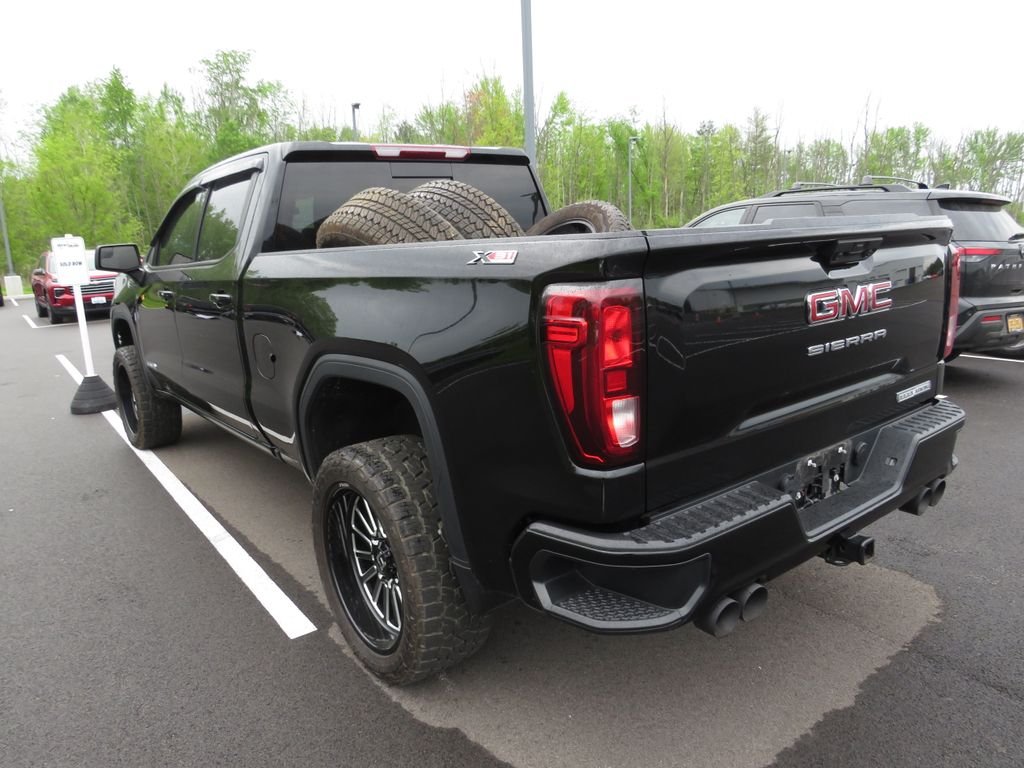 Used 2025 Black GMC Elevation image 10