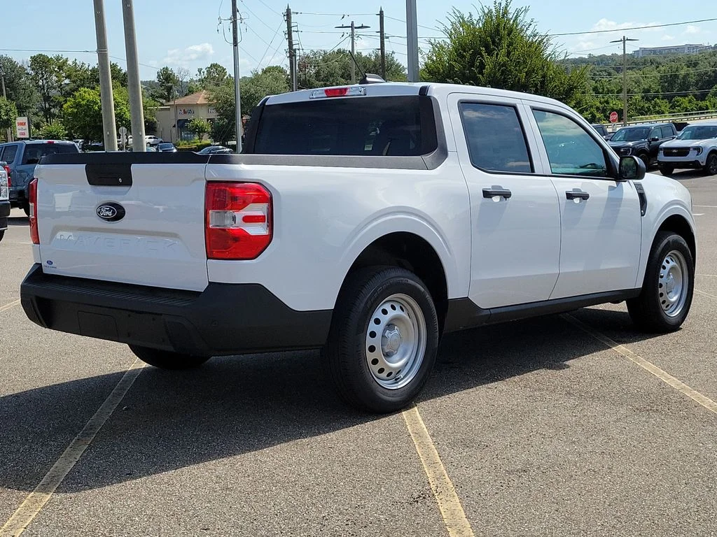 New 2026 Oxford White Ford XL image 5