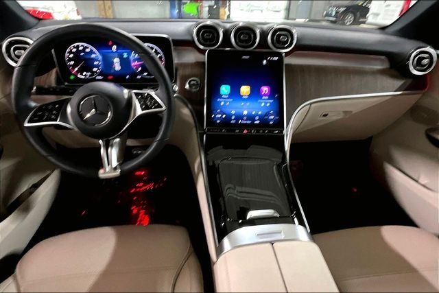 2026 Mercedes-Benz GLC Base - Photo 6