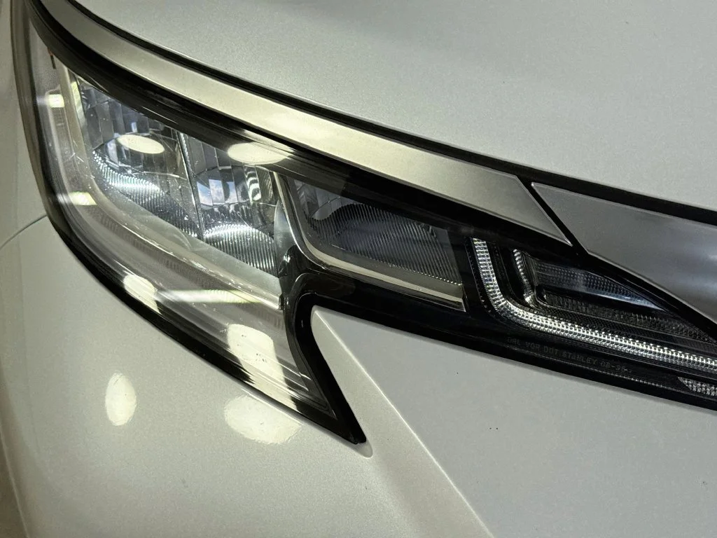 Used 2022 Wind Chill Pearl Toyota Limited image 41