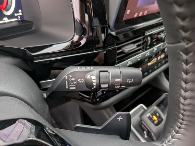 New 2026 Everest White Pearl TriCoat / Super Black Two-tone Nissan Platinum image 32