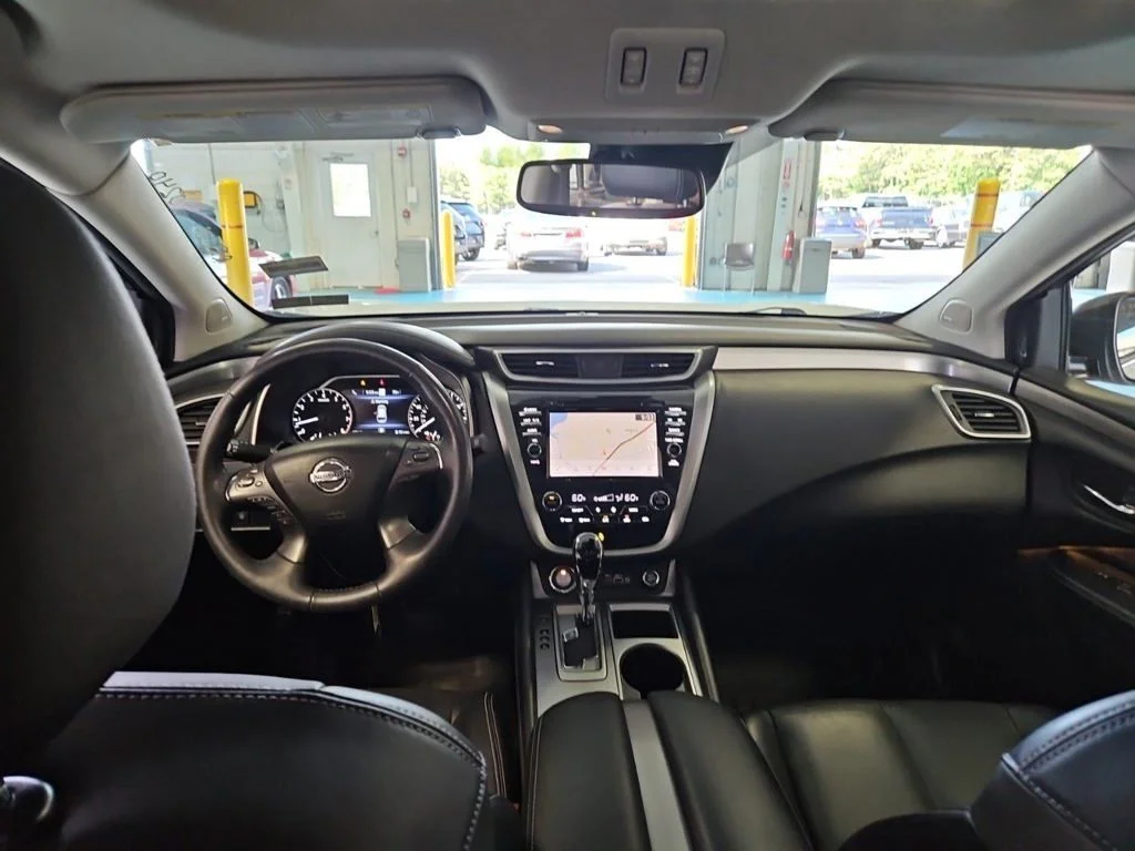 Used 2019 White Nissan SL image 2