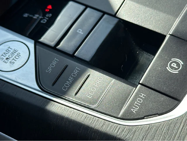 2023 BMW 3 Series 330i - Photo 22