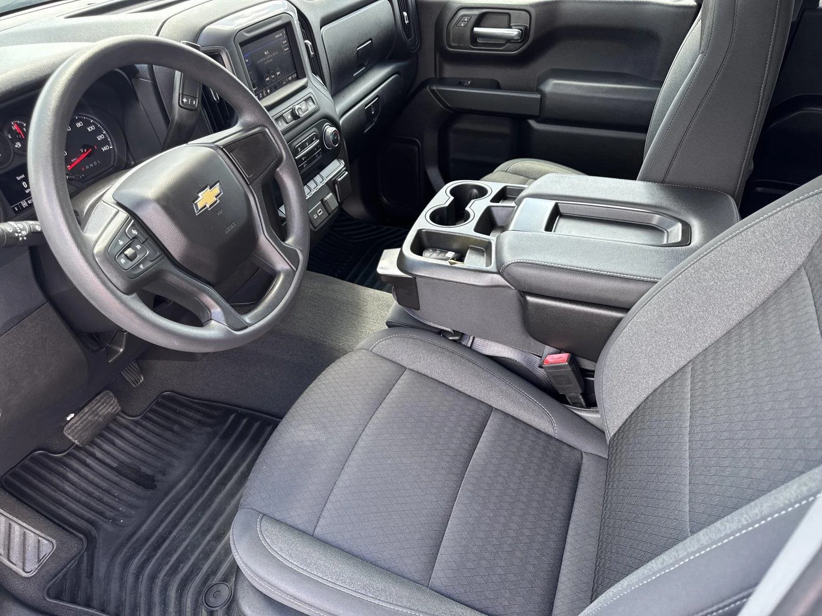 Used 2022 Summit White Chevrolet Custom image 10